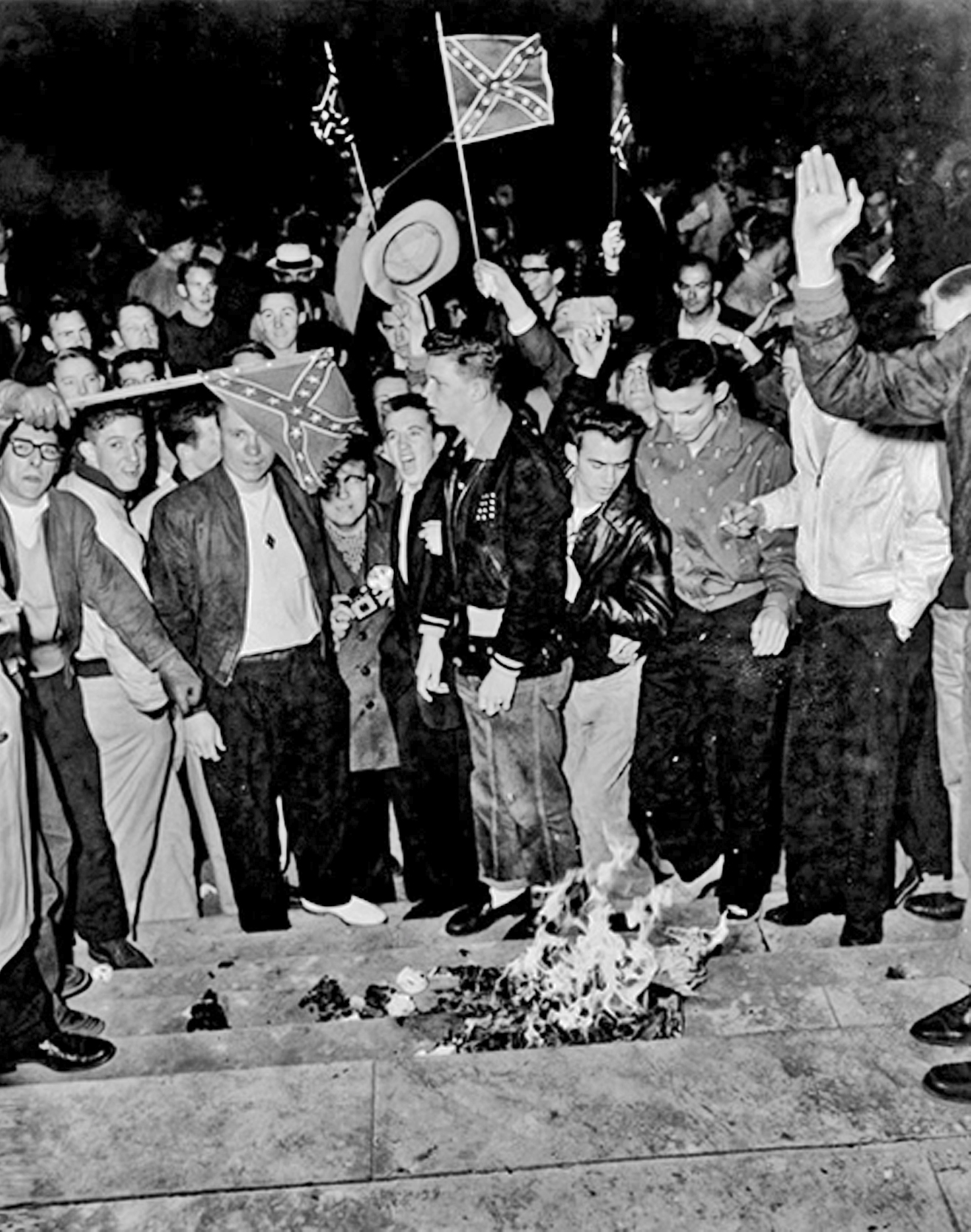 Racist Democrat Rioters in 1956 Alabama
